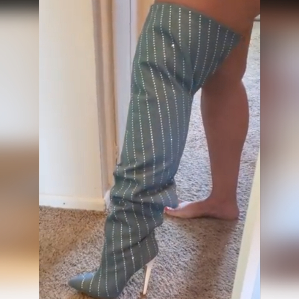 Size 10 Wide leg, Denim, Thigh high boot